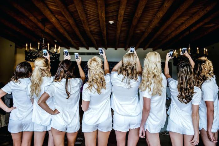 bridesmaid-gift-ideas-under-20-gift-ideas-for-bridesmaids-treat-your-tribe-like-queens-bridesmaid-gift-ideas-2015